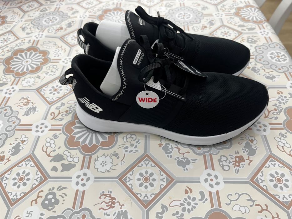 Оргинальные кроссовки New Balance новые