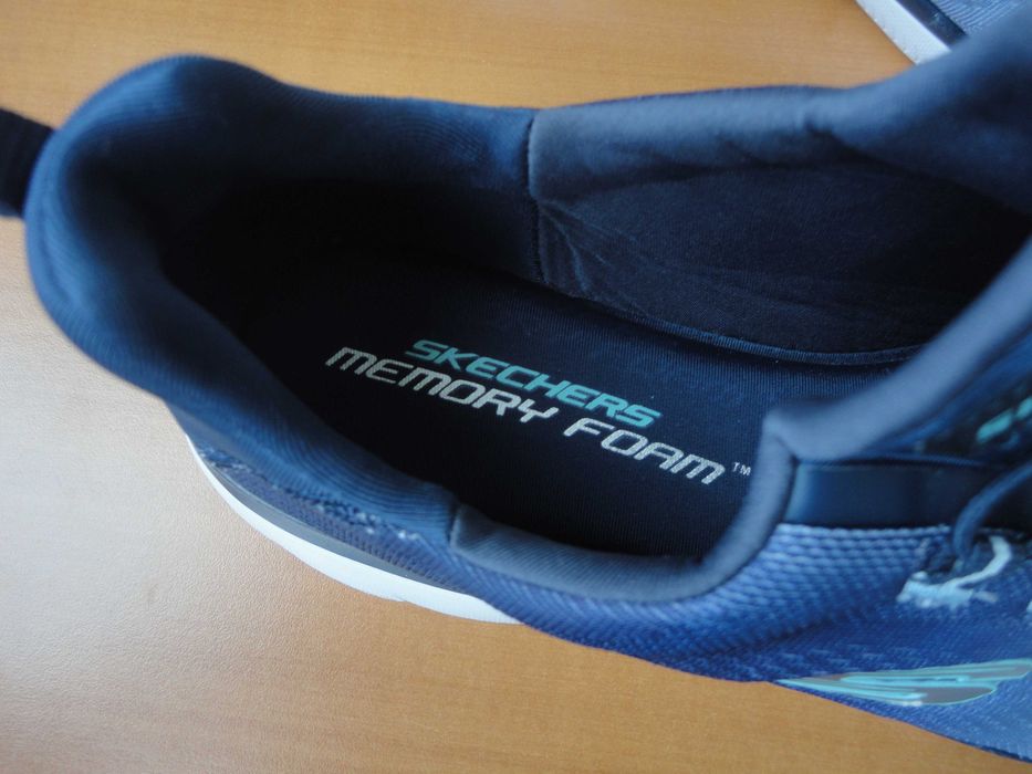 N41 Skechers/нови дамски маратонки