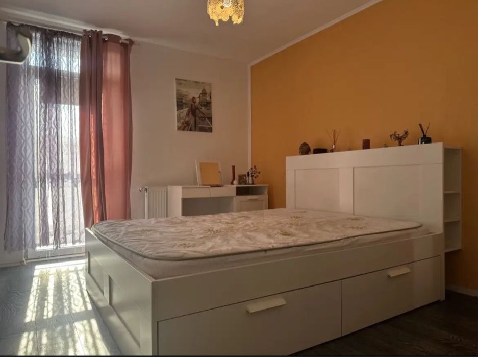 Apartament de inchiriat