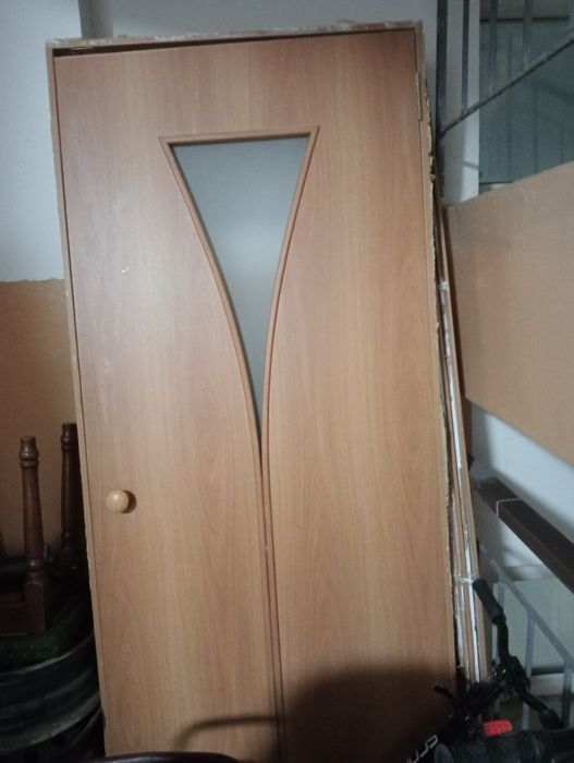Продам двери межкомнатные