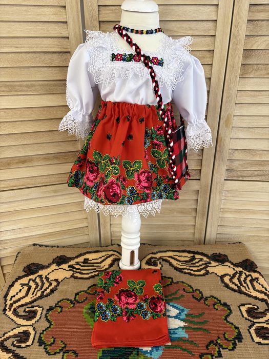 Costum popular botez pentru fetite de Maramures, set complet