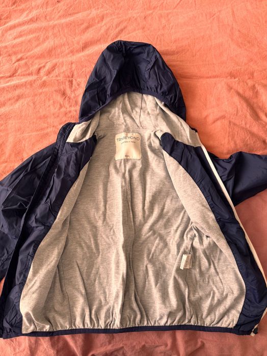 Яке Trybeyond- Italy, пролет-лято за дете на 8-9 г.