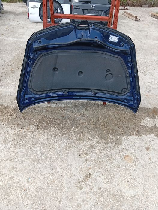 Капак преден Mazda CX7 2008г