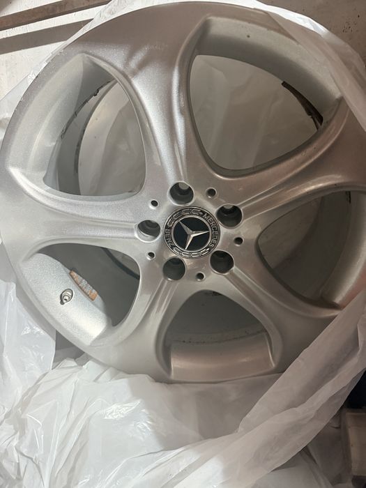 Vand 4 bucati jante aliaj originale Mercedes W205 -18”