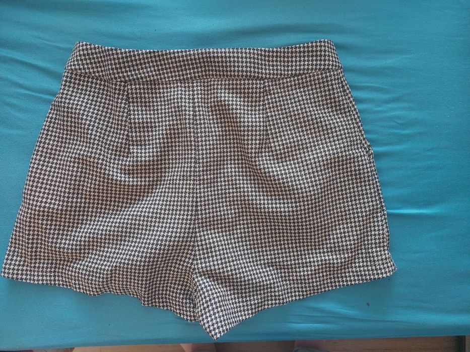 Дамски къси гащи