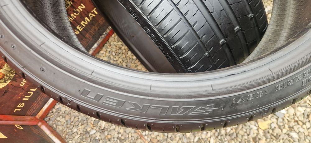 2 Anvelope ca noi Falken 225 35 R19 de vara