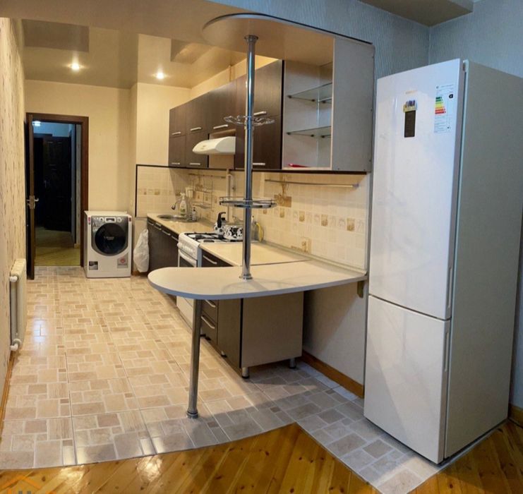 Продаю. Чиланзар 23 квартал. Площадь 86 квадратов