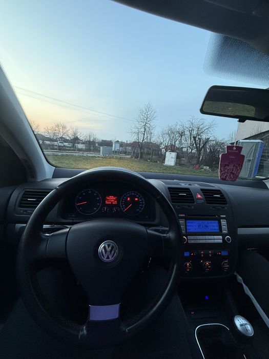 Golf 5 1.6 mpi pachet goal