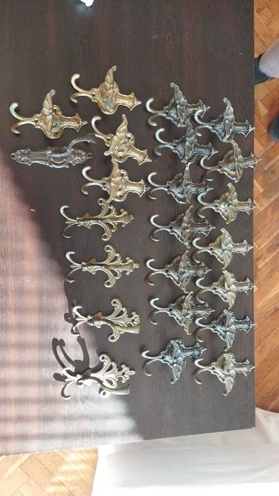 Продавам месингови закачалки