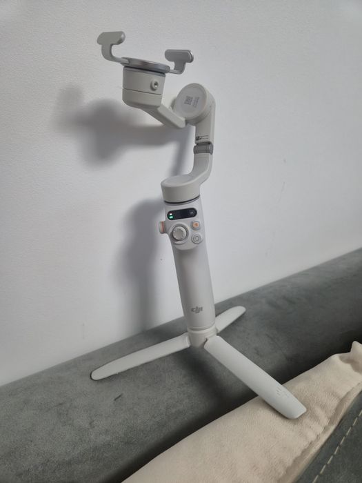 Stabilizator DJI OM 4 SE – Impecabil / Pachet Complet