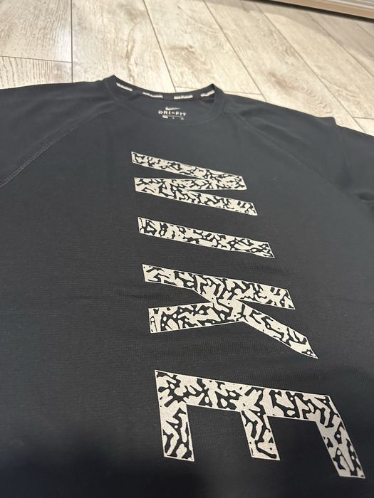 Nike reflective тениска