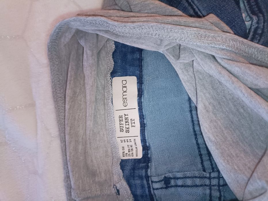 Blugi gravide/ pantaloni gravide