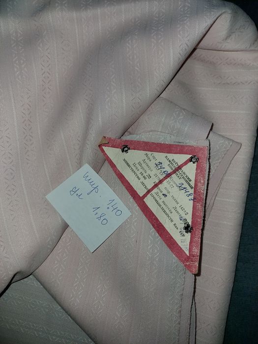 Продам отрезы ткани. Недорого