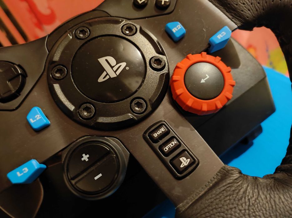 С 1Г ГАРАНЦИЯ Logitech G29 волан рейсинг симулатор със скоростен лост