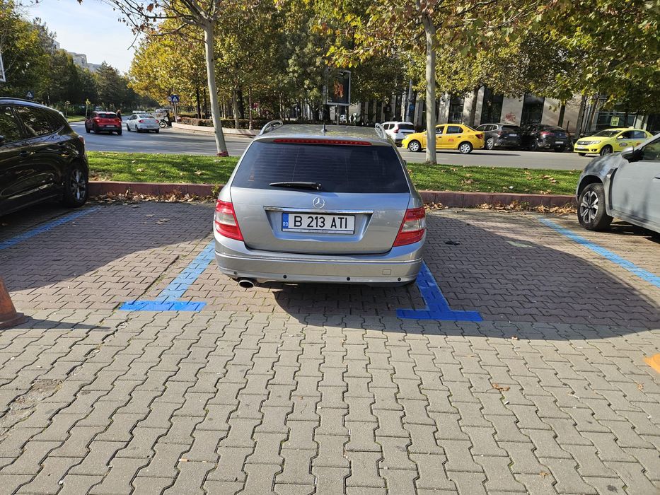 Vând Mercedes-Benz C220 Cdi automat