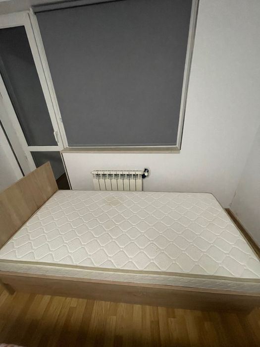 Легло за продажба