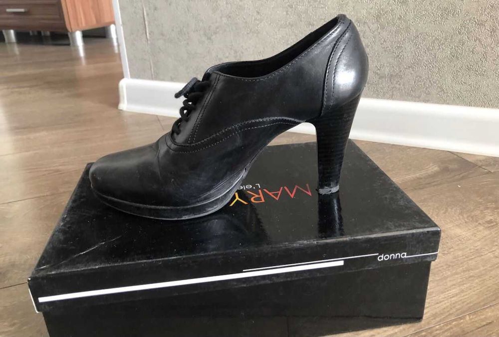 Туфли кожаные в идеальном состоянии