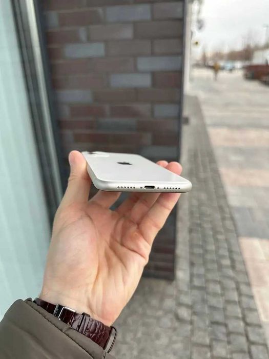 Айфон 11 128 gb White neverlock Apple