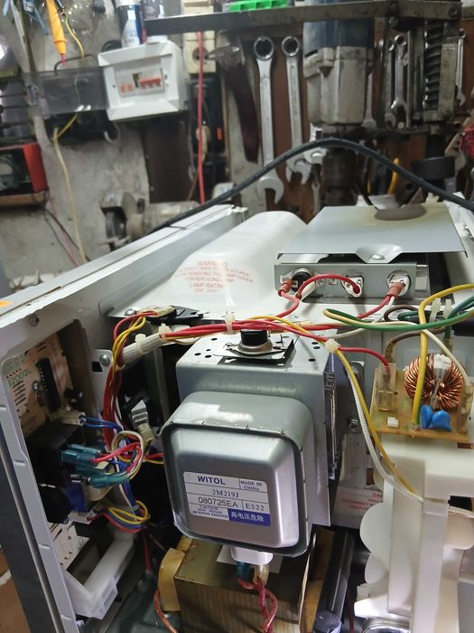 Микровълнова фурна – TehnoStar MW20 Digital S – за резервни части