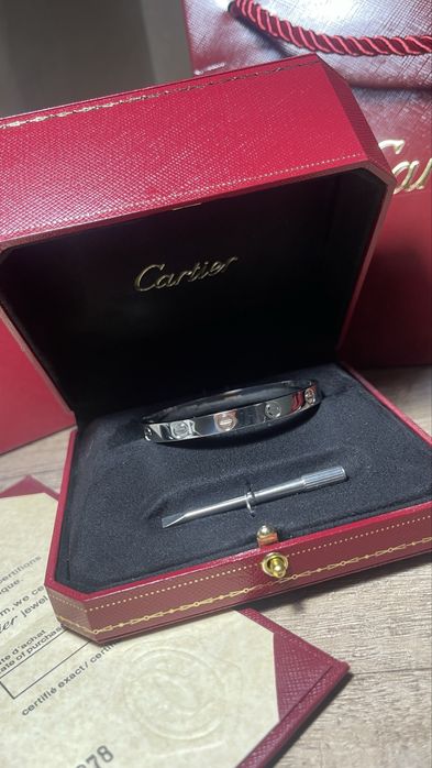 Браслет Cartier love