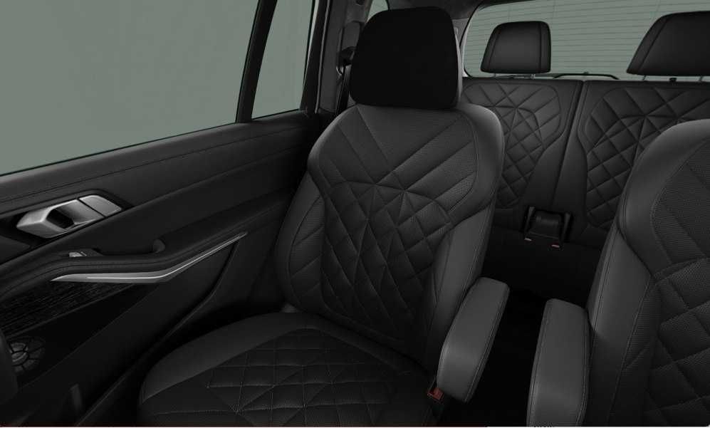 BMW X7 xDrive40i (G07) в наличии с гарантии