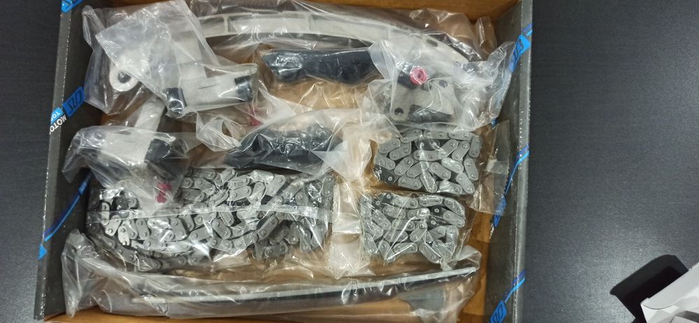 Продам ремкомплект на двигатель 1 gr,