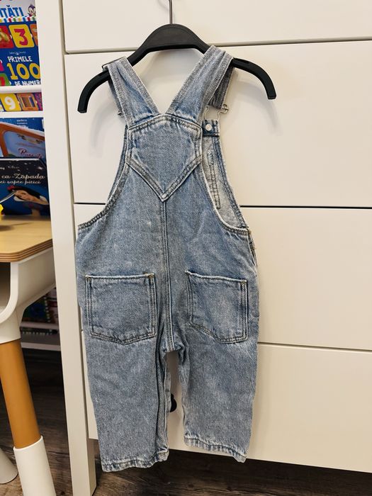 Salopeta blugi Zara