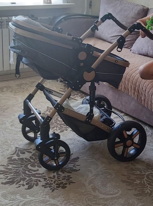 Продам коляску и автолюлку