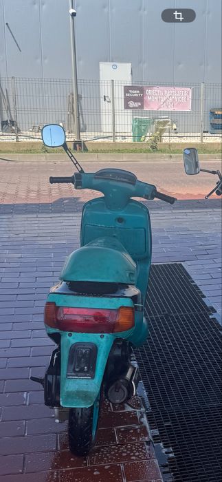 Scuter Piaggio Zip 50cc sau schimb cu iphone
