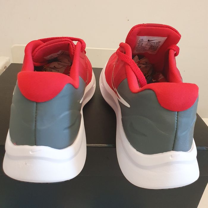 Pantofi sport Nike Soft mas 38