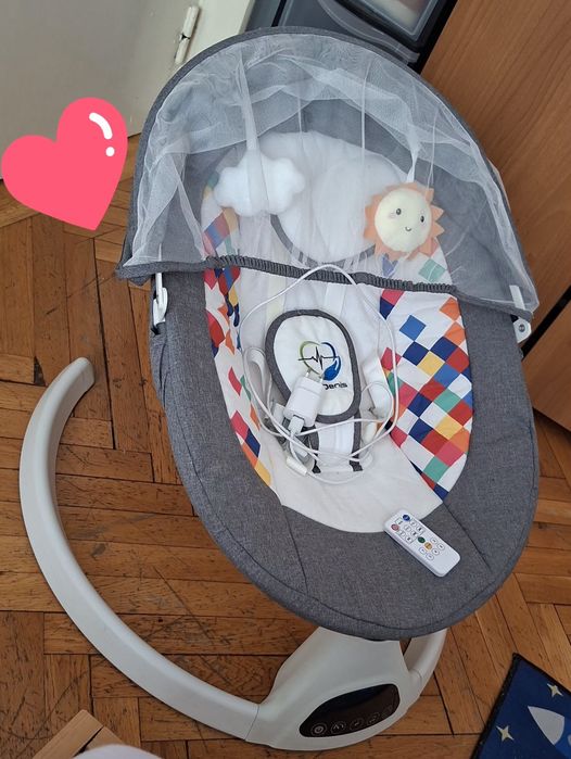 Leagăn electric multifuncțional