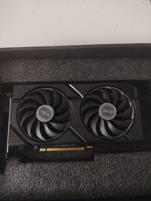 Продам видео карта Geforce RTX 4060 8G Цена 150000