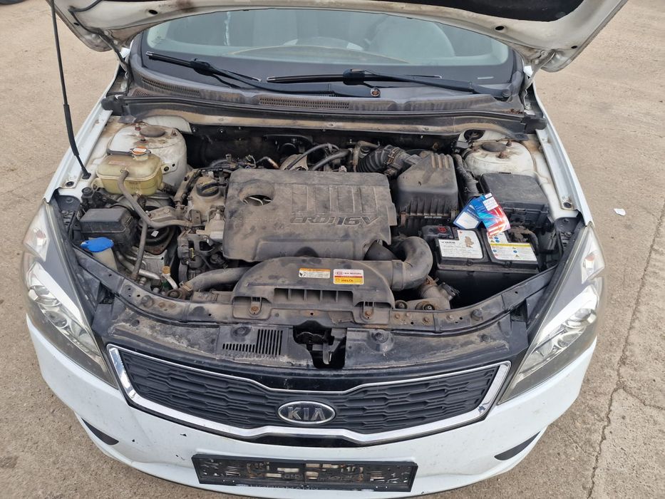 Dezmembram Kia Ceed 2011 1.4 benzina