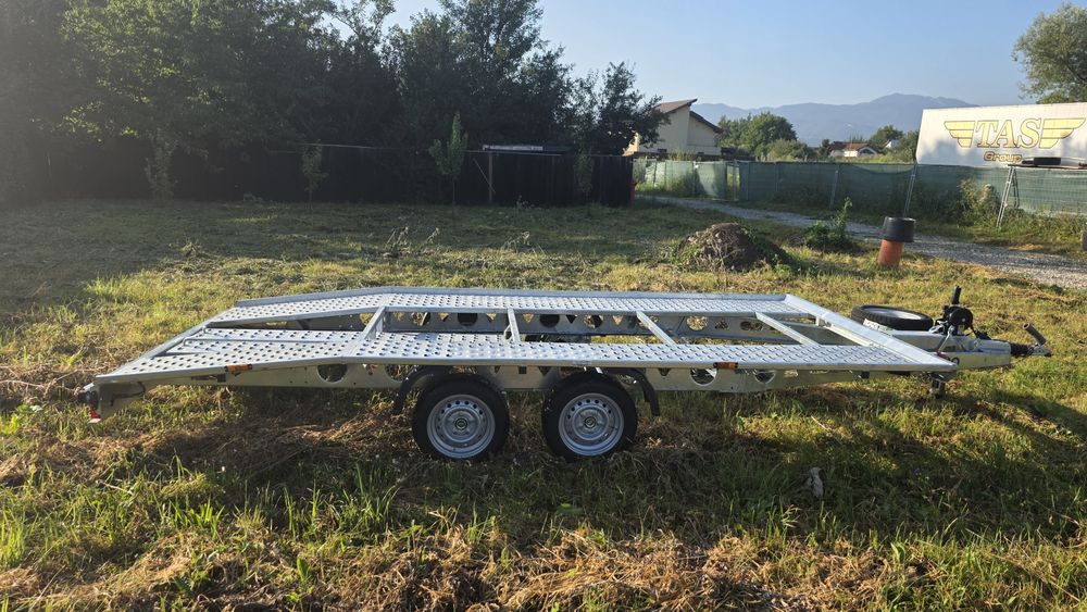 Închiriez/tractez platformă auto de 2 tone, nouă