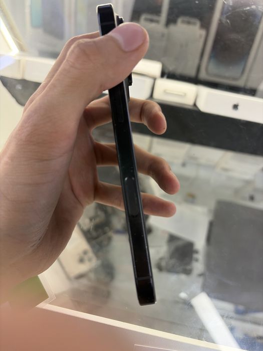 iPhone 16 Pro черный 512gb