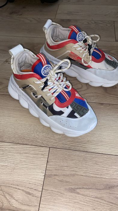 versace chain reaction