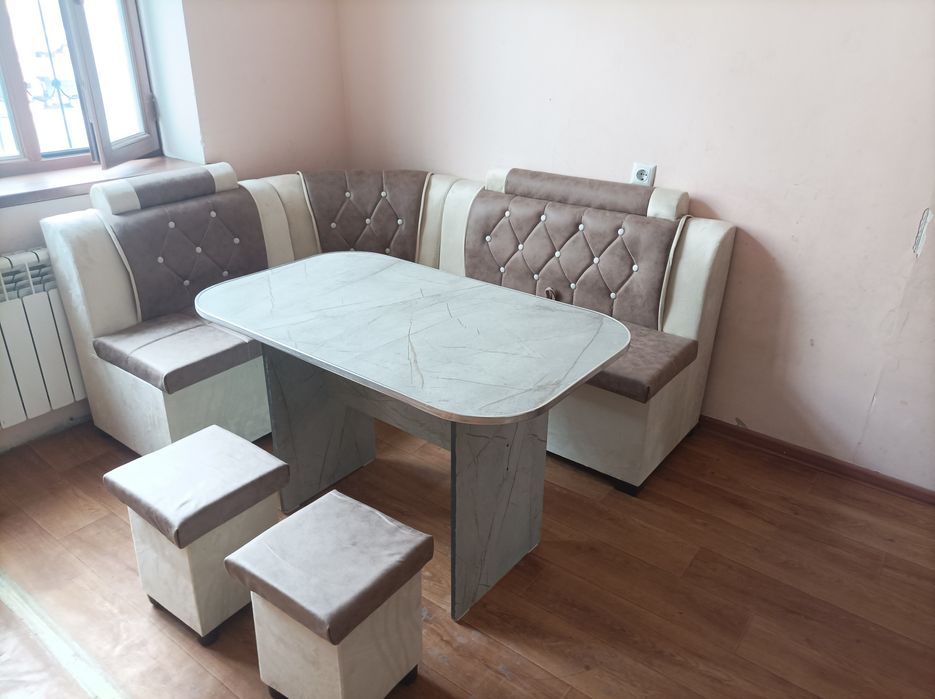 Кухонные уголок аксияа