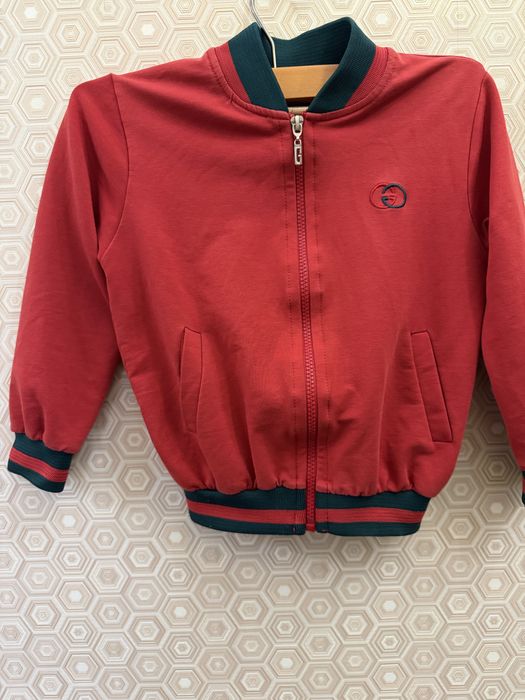 Продам недорого детские вещи на девочек и мальчиков