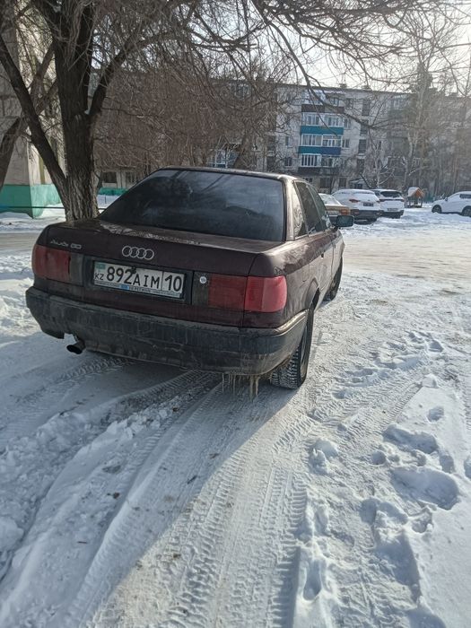 Продам Ауди 80 б4