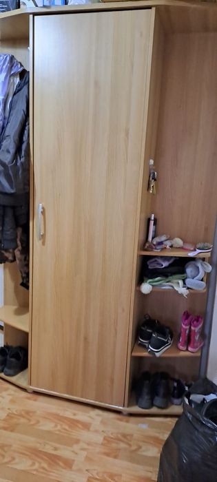 Продам  прихожую