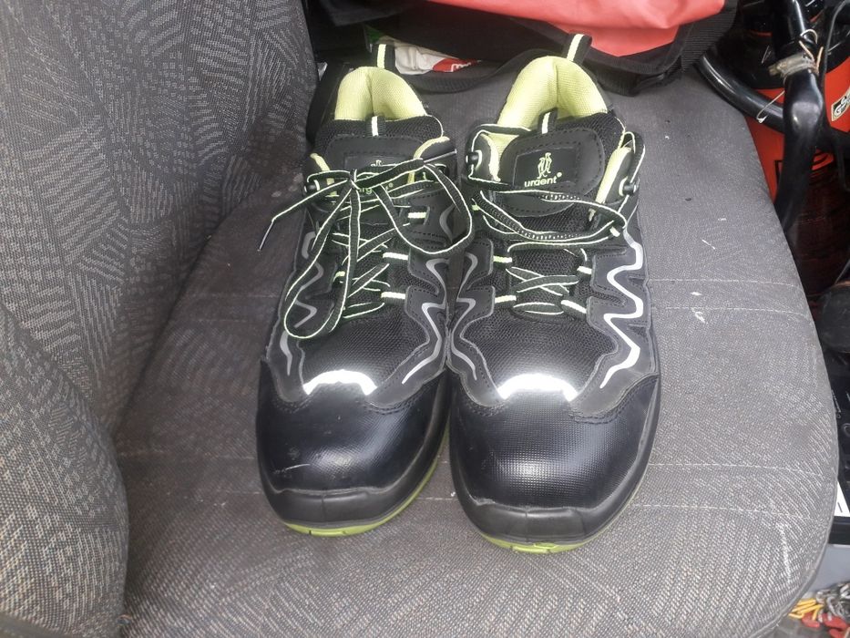 Bocanci cu bot de fier marimea 45 Germany