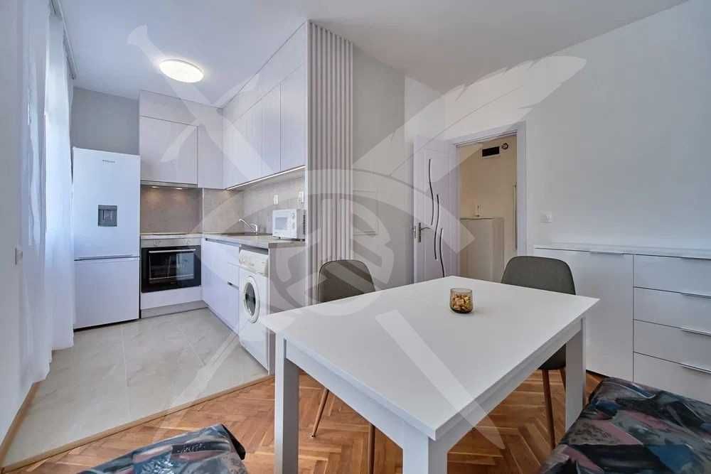 Дава се под наем Тристаен апартамент в Варна, Владислав Варненчик - 70 кв.м за 535 € - Снимка #2