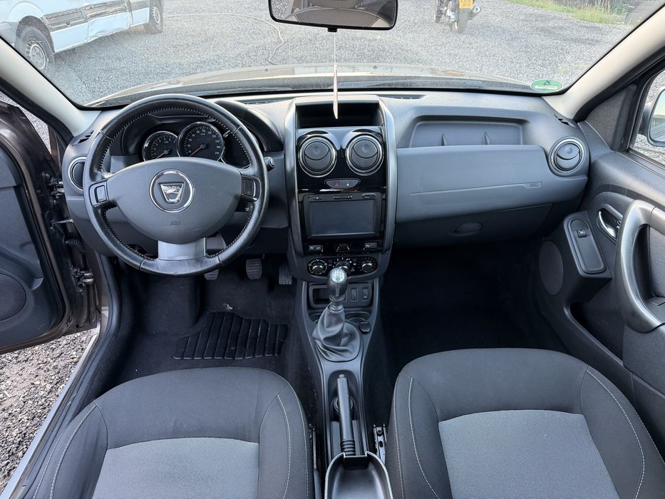 Dacia Duster 1.2 Tce / Navi / Camera / A/C / Carlig