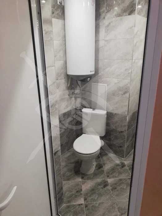 Дава се под наем Двустаен апартамент в Варна, Колхозен пазар - 50 кв.м за 390 € - Снимка #5