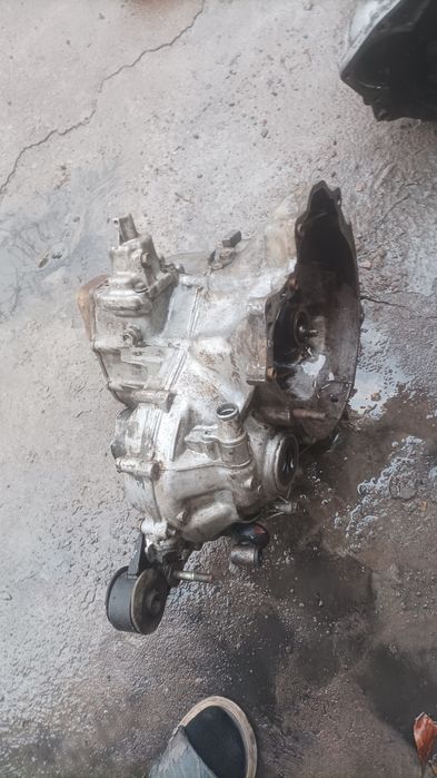 Тико 5 талик каробка сотилади яхши холатда