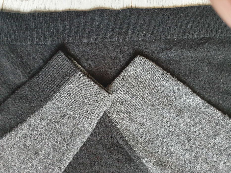 Pulover LACOSTE (100% Pure Virgin Wool) - Marime 4 (S)