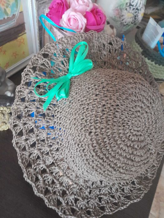 Шапка вязаная крючком