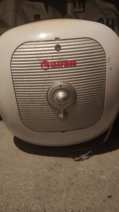 Водонагреватель Термекс.