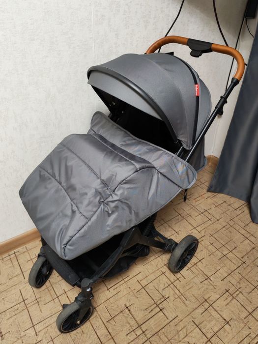 Прогулочная коляска.