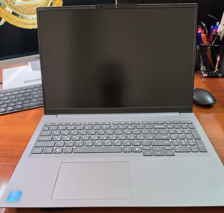 Noutbuk, lenova ThinkBook